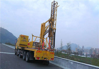 昭泸高速中场河特大桥右幅中跨顺利合拢,预计年内建成通车